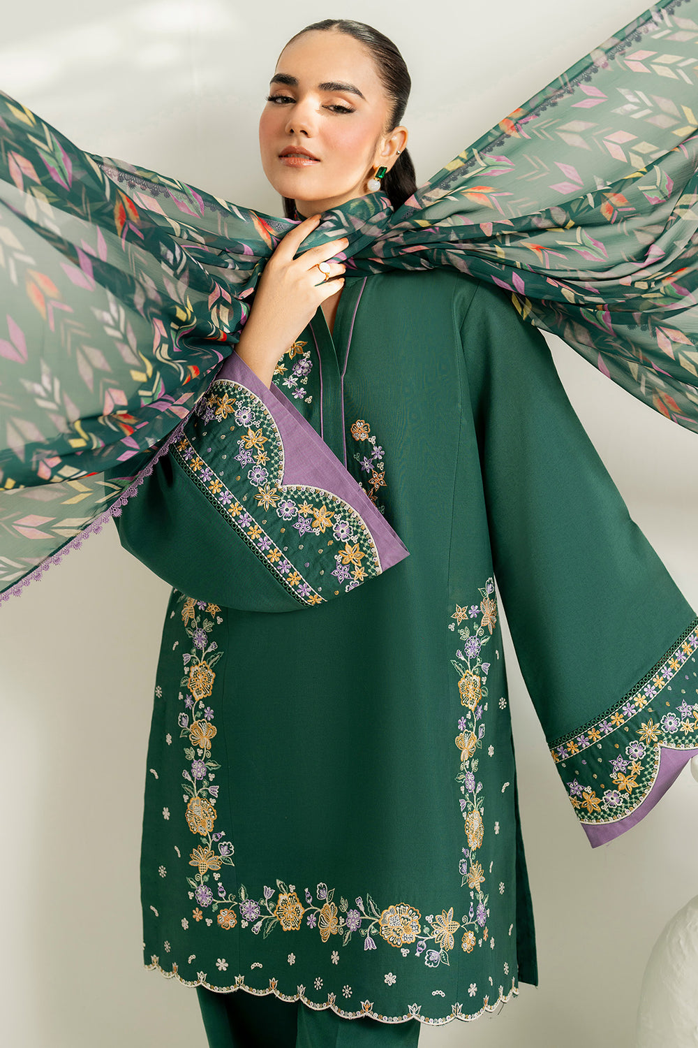 Farasha | Thread Lines Embroidered | Deep Pine