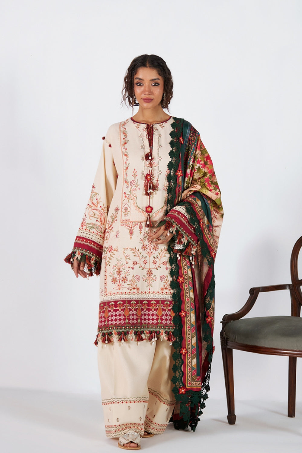 IREM-SRW25-05 – authentic Pakistani dress from the Winter Khaddar 25 collection for women in the UK