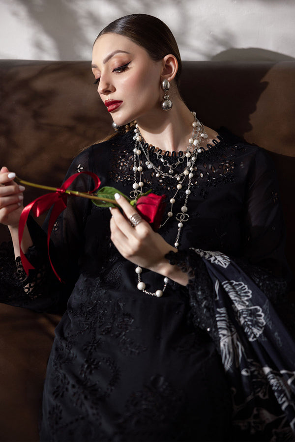 Nureh | Mademoiselle Luxury Swiss | NE-84 - Maria Faisal