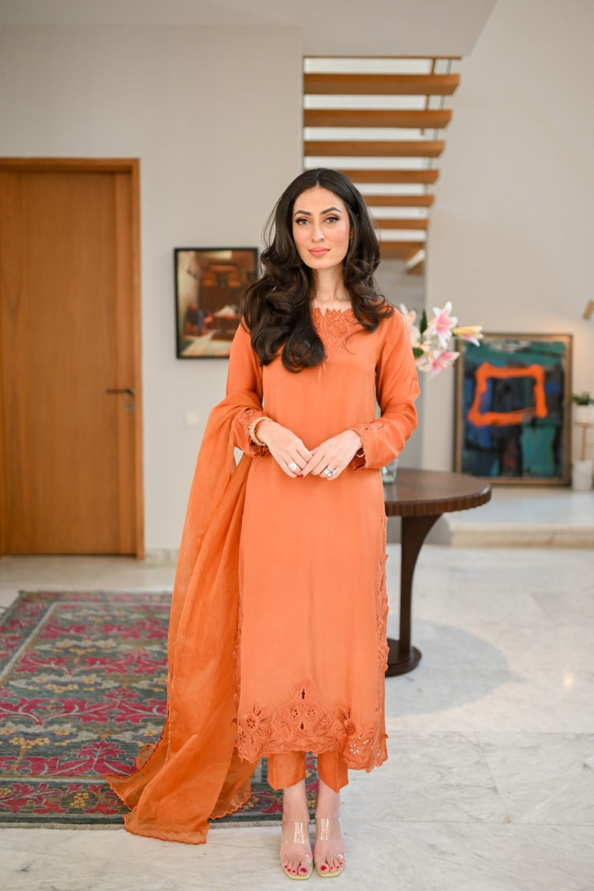 Leon | Leon Luxe Collection | NAZ - Maria Faisal
