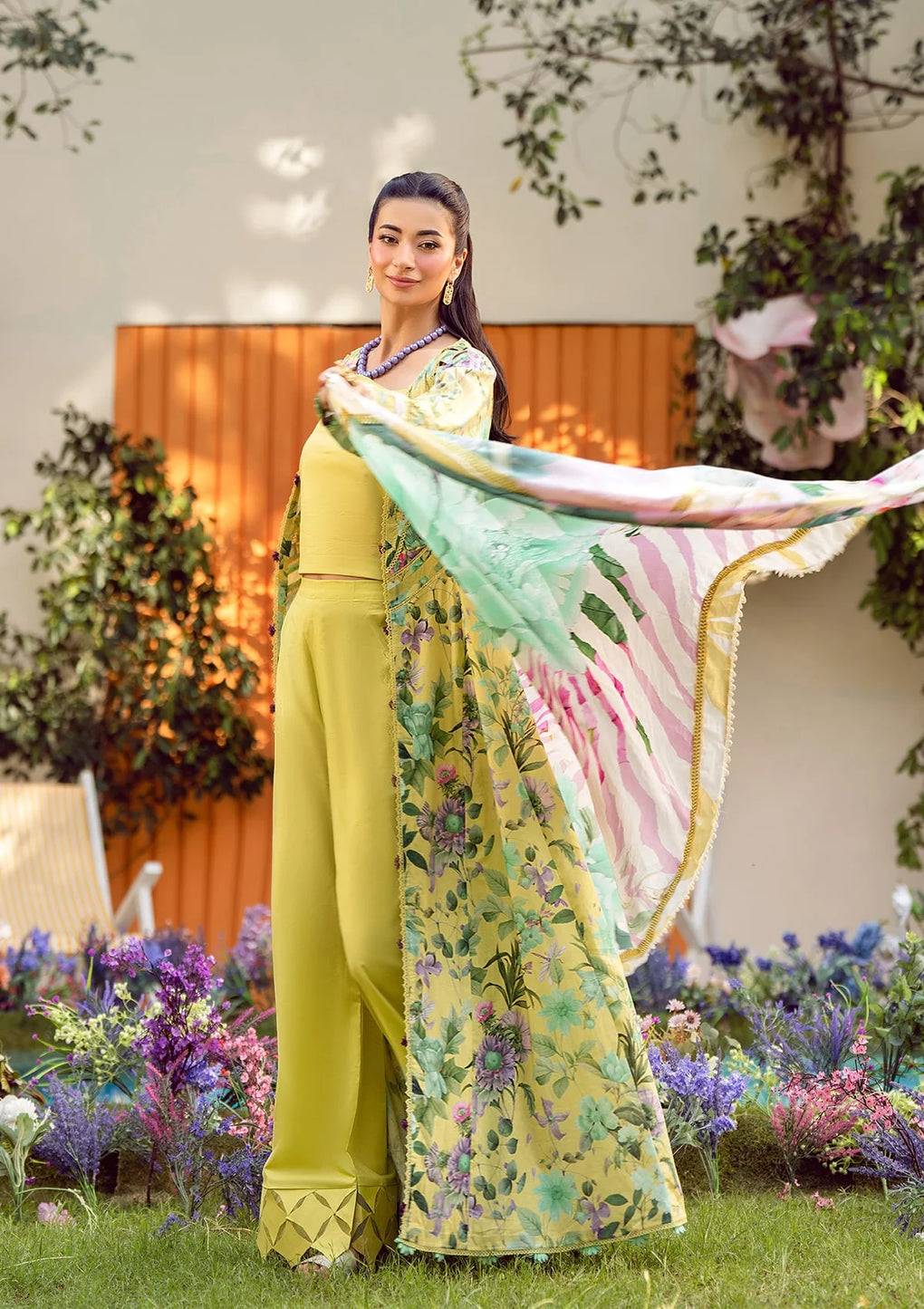 Elaf Premium | Prints 25 | EPS-7A DAISY FIELDS by Maria Faisal - Registered Vendor of : Elaf Premium - type : Ladies Clothes - 100% original wedding dresses