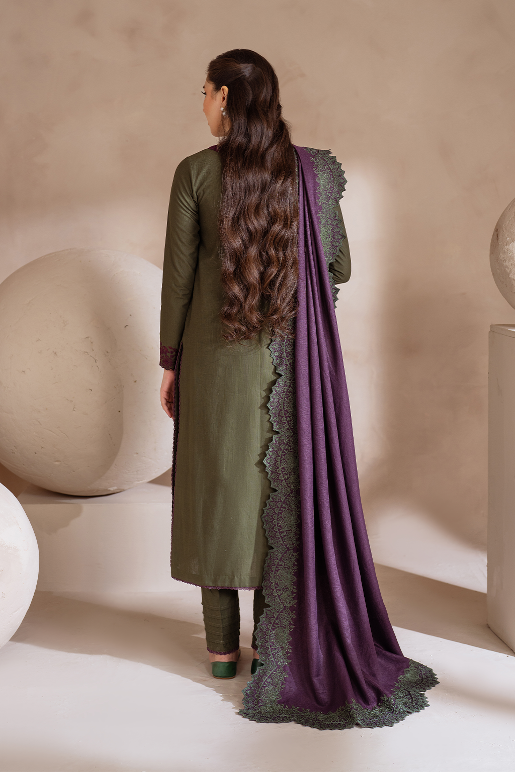 Iznik | Exclusive Winter | UE-373 - Ladies Clothes - Maria Faisal