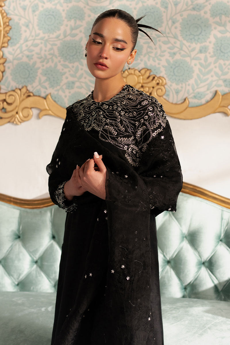 Khakaa | Gaia 25 | Noirish - Ladies Clothes - Maria Faisal