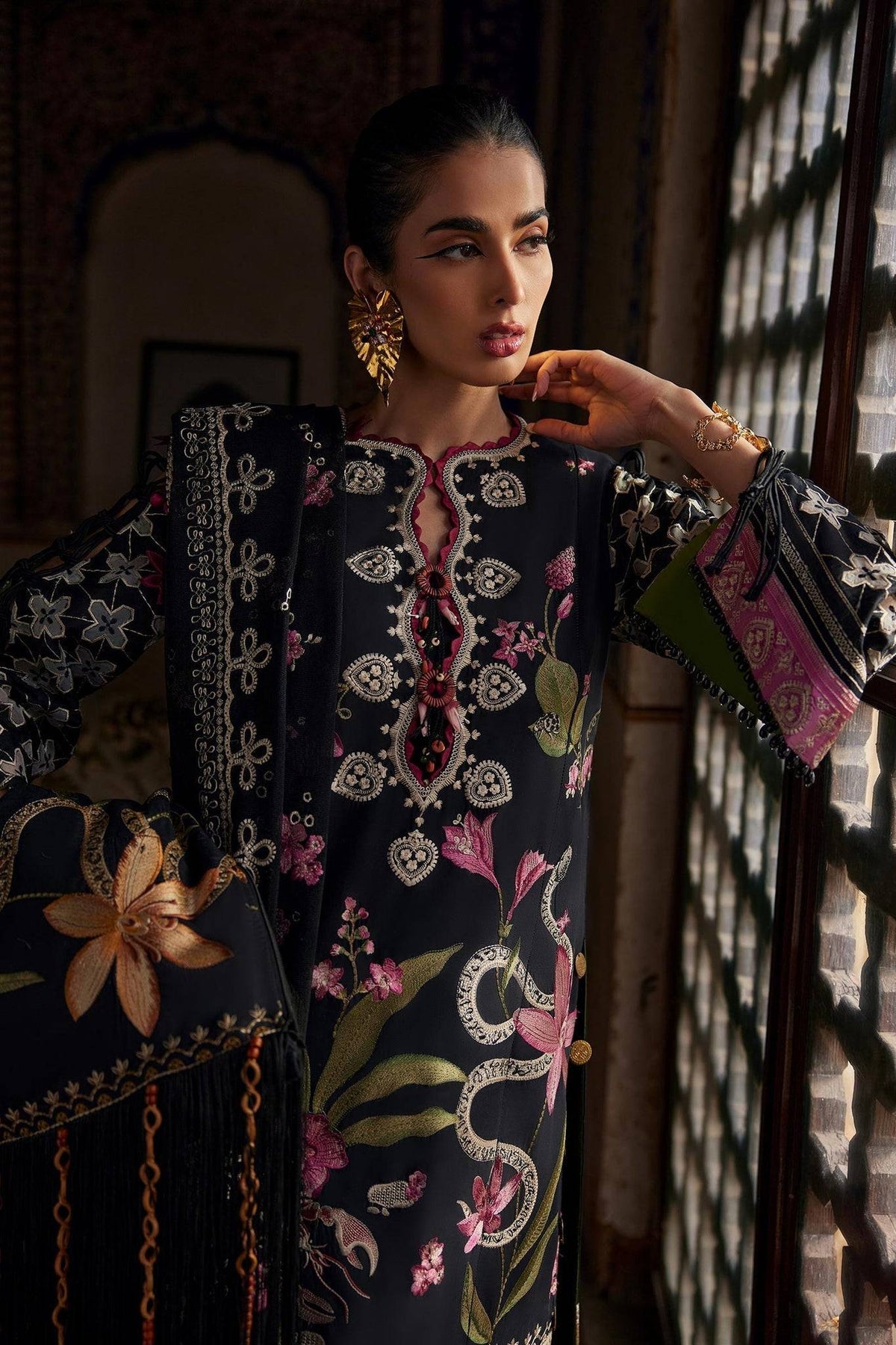 Elan | Luxury Lawn 25 | AZUREH (EL25-04 A) by Maria Faisal - Registered Vendor of : Elan - type : Ladies Clothes - 100% original wedding dresses