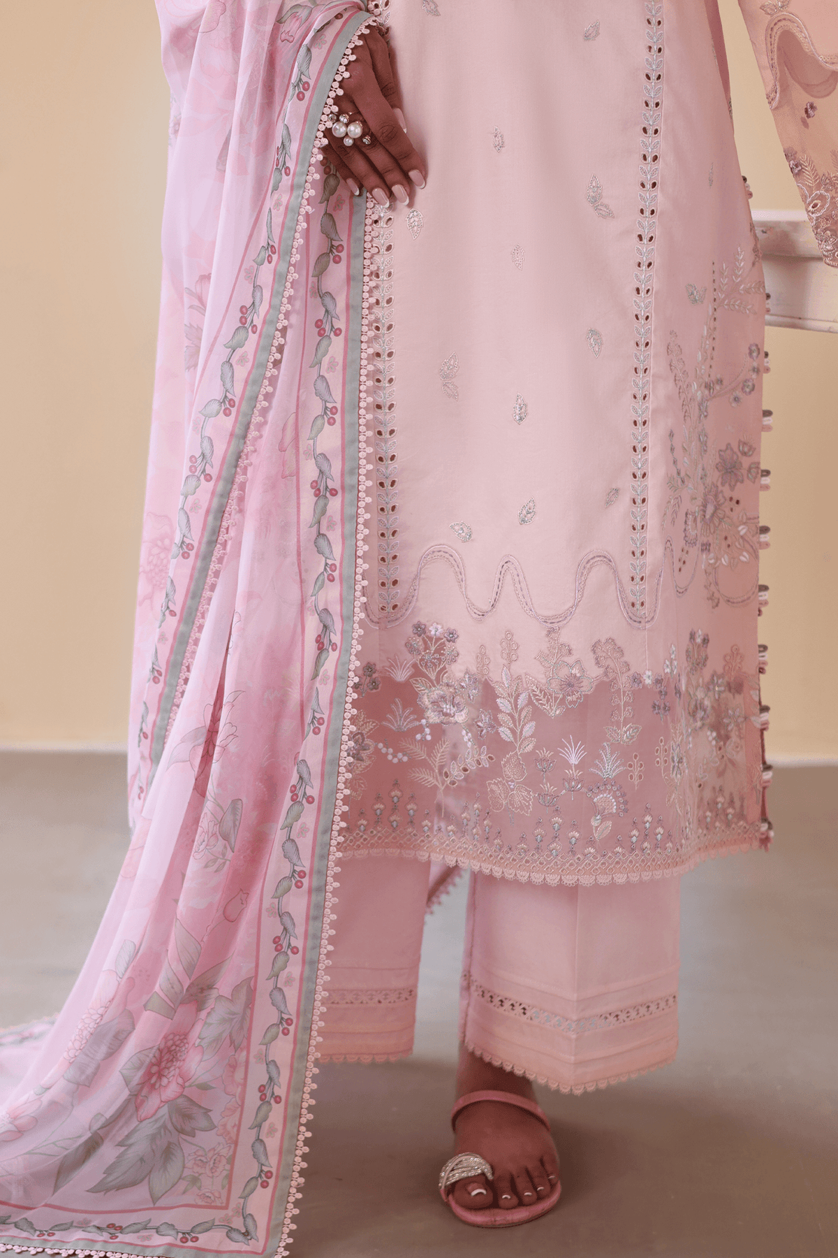 Seran | Nayab Eid Lawn | RANIA by Maria Faisal - Registered Vendor of : Seran - type : Ladies Clothes - 100% original wedding dresses