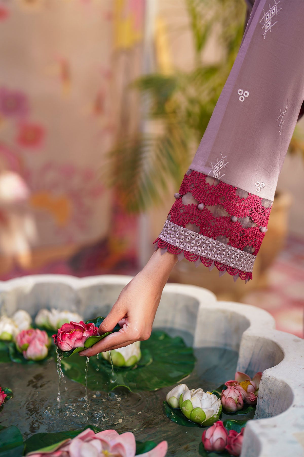 Nureh | Bazaar Lawn | NS-139 - Ladies Clothes - Maria Faisal