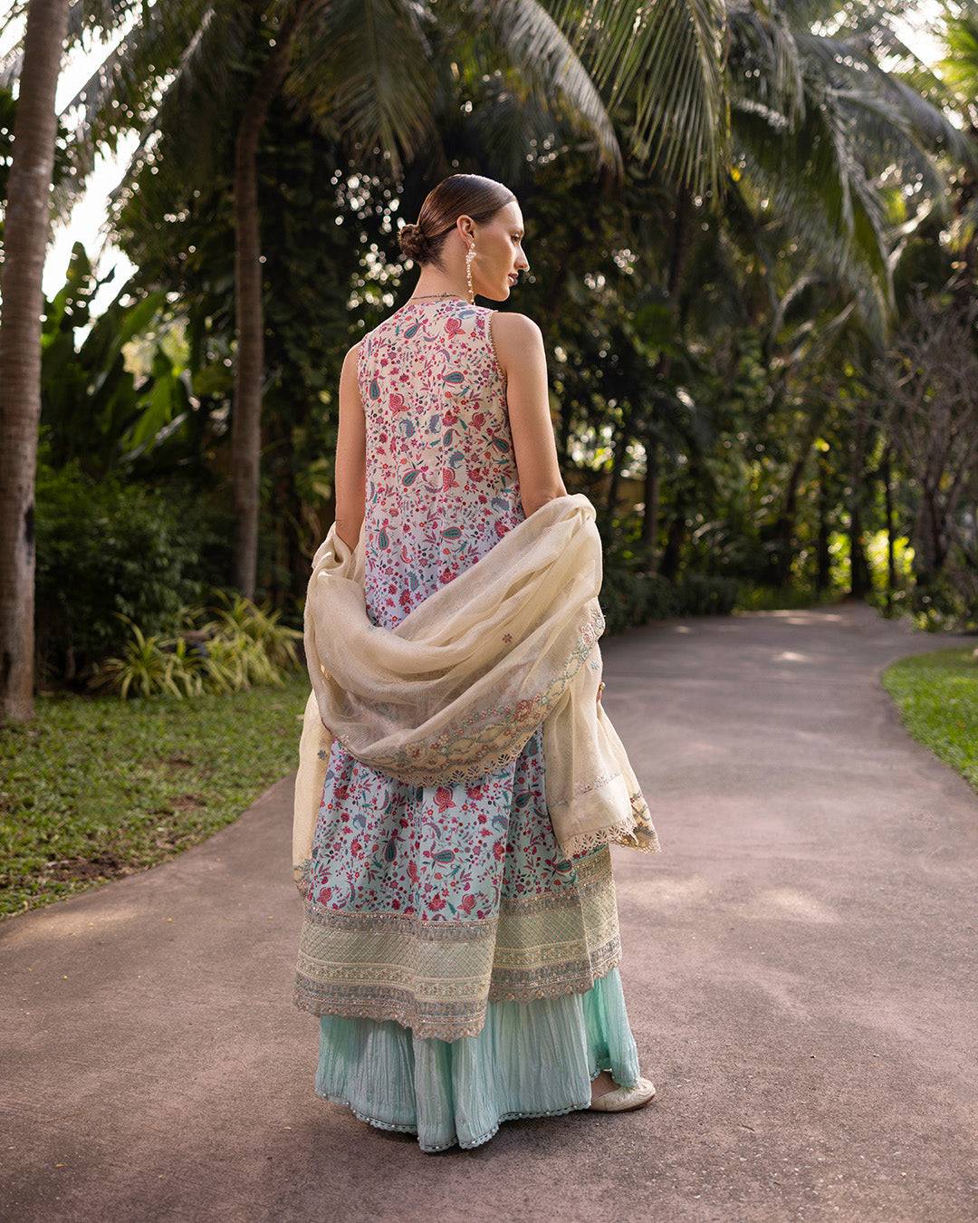 Faiza Saqlain | Zinnia Lawn 25 | Danica by Maria Faisal - Registered Vendor of : Faiza Saqlain - type : Ladies Clothes - 100% original wedding dresses
