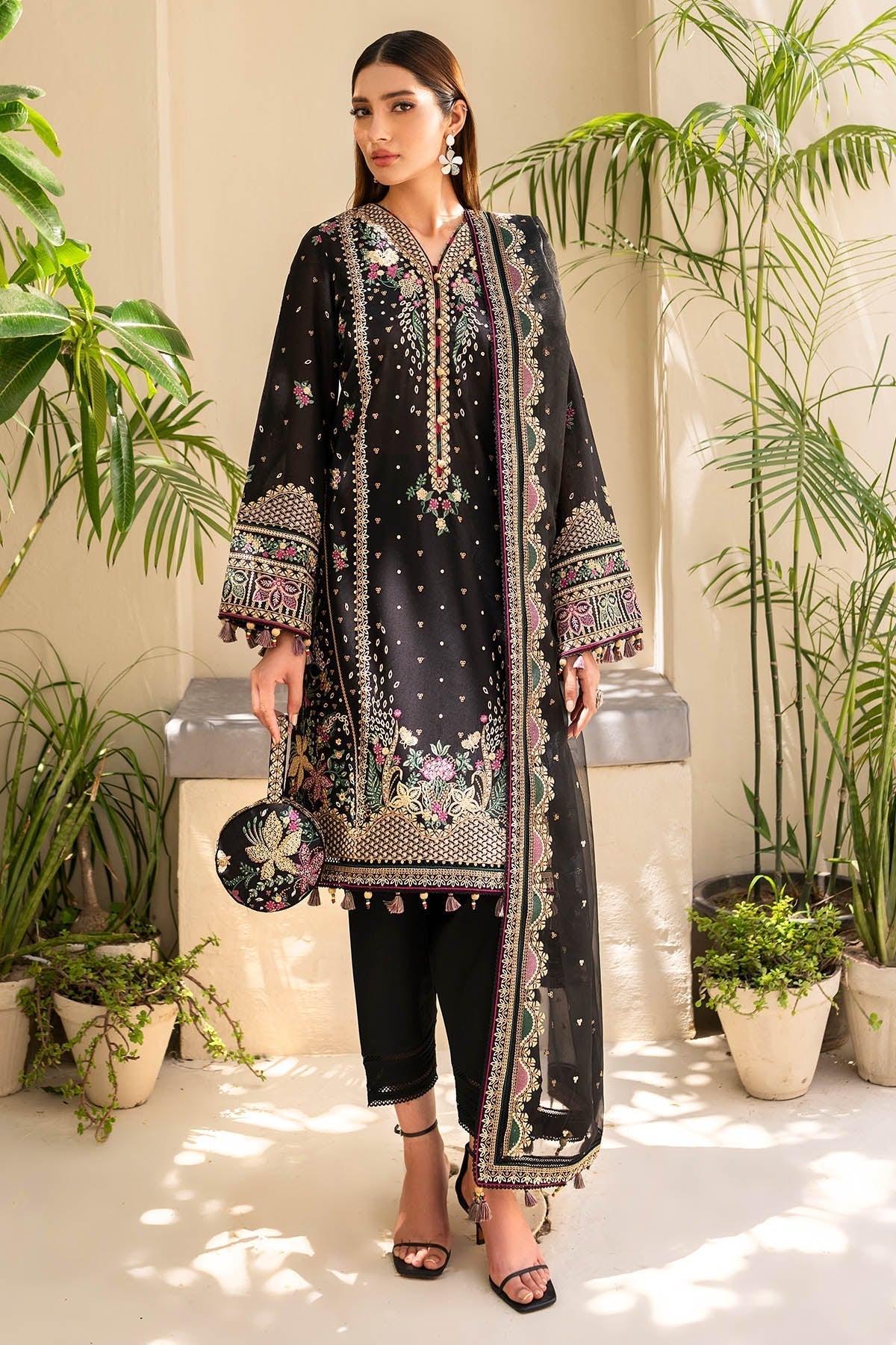 Jazmin | Irish Lawn SS 24 | D4 - Maria Faisal.