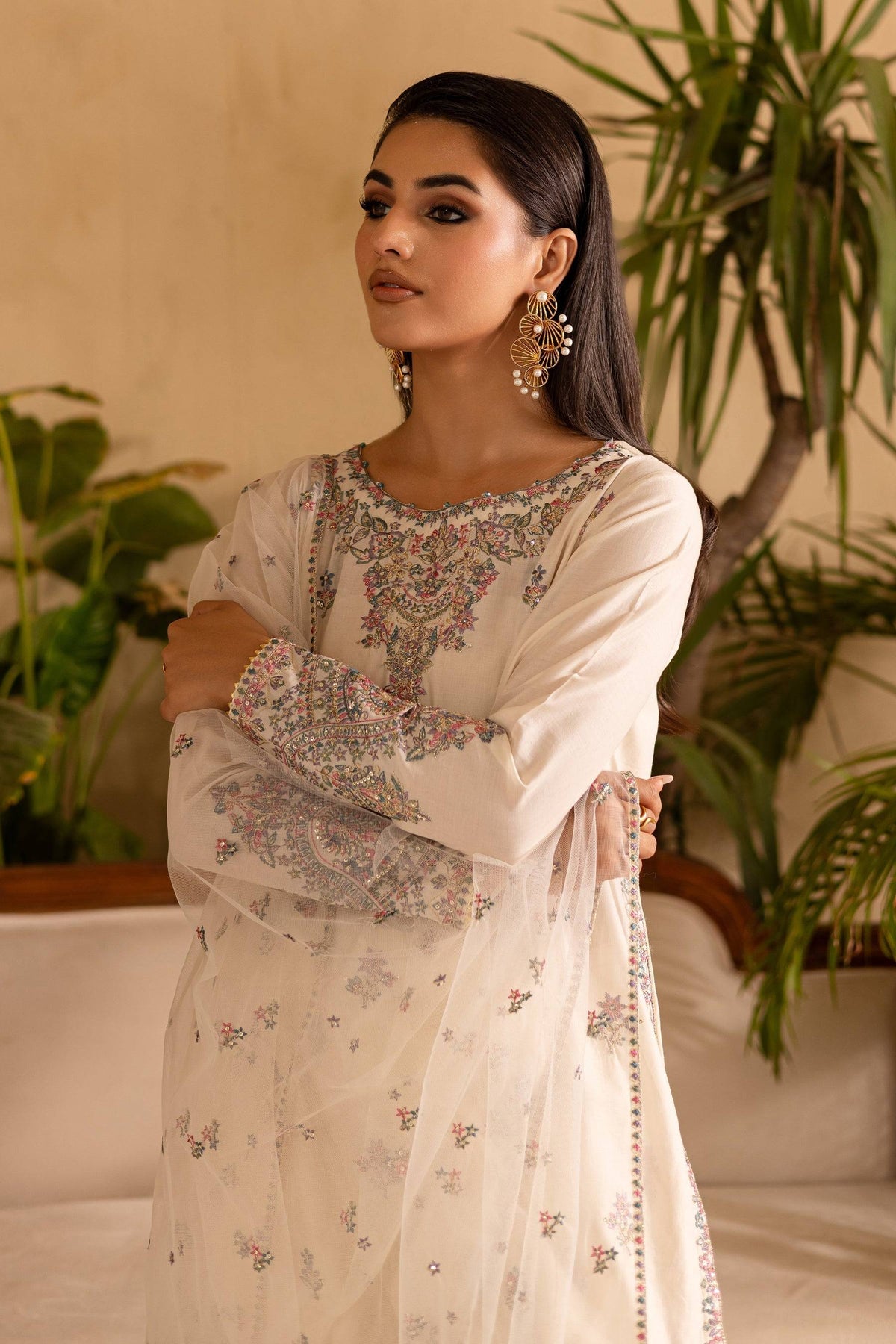 Batik | Nyra Embroidered Summer Solids | White Dove by Maria Faisal - Registered Vendor of : Batik - type : Ladies Clothes - 100% original wedding dresses