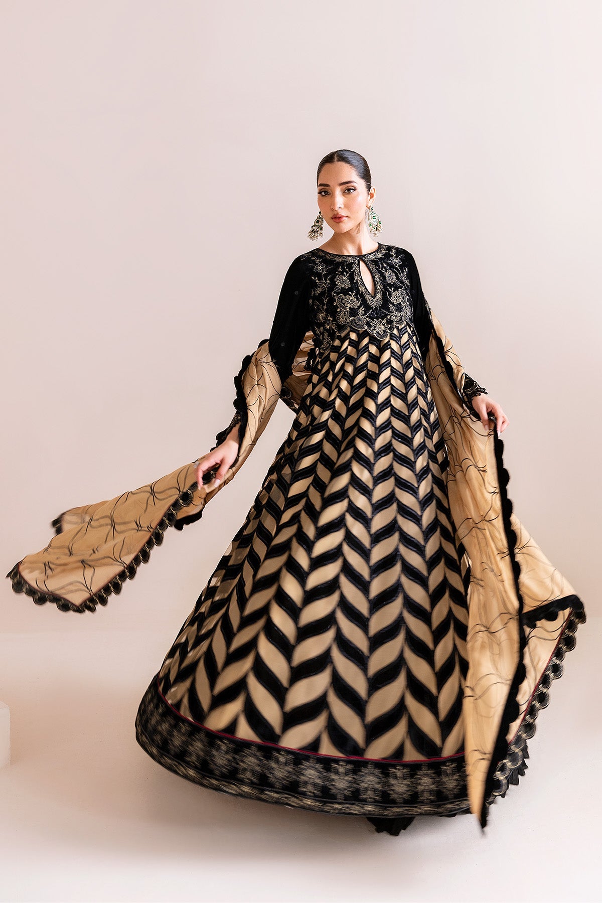 Noor Jahan – authentic Pakistani dress from the Makhmal Luxury Velvet Edit collection for women in the UK