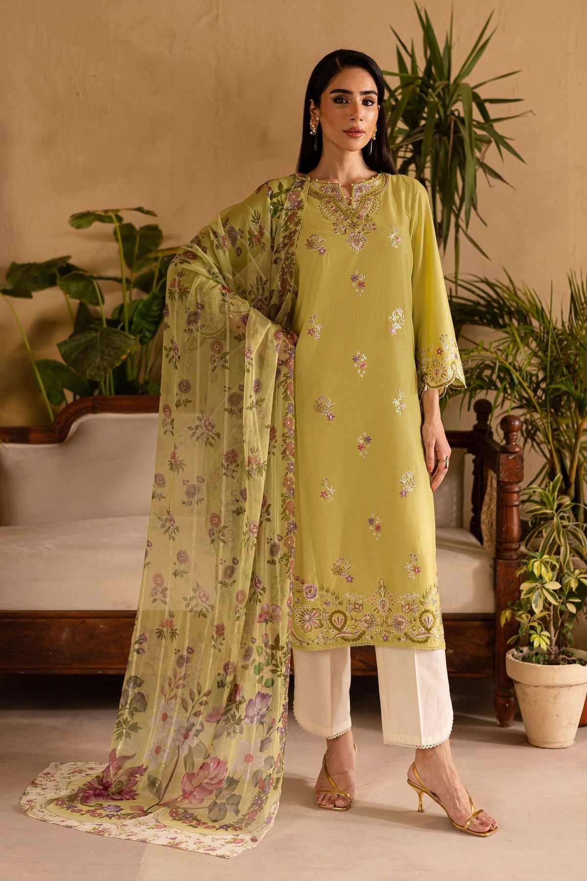 Batik | Nyra Embroidered Summer Solids | Apple Pie by Maria Faisal - Registered Vendor of : Batik - type : Ladies Clothes - 100% original wedding dresses