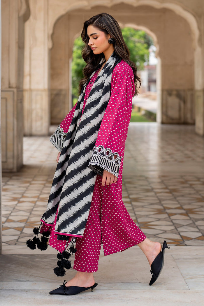 Baroque | Luxury Pret 25 | UF-738 - Formal Dress - available at Maria Faisal in UK and USA.