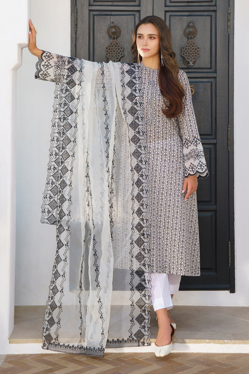 Baroque | Luxury Pret 24 | LAWN UF-574 - Designer Dress with Intricate embroidery and embellishments. Shop elegent wedding dress at Maria Faisal.