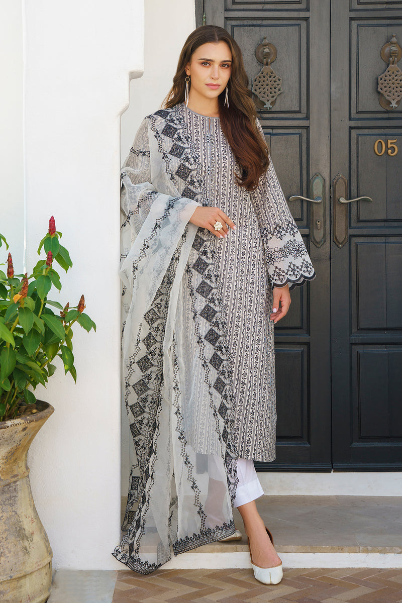 Baroque | Luxury Pret 24 | LAWN UF-574 - Designer Dress with Intricate embroidery and embellishments. Shop elegent wedding dress at Maria Faisal.