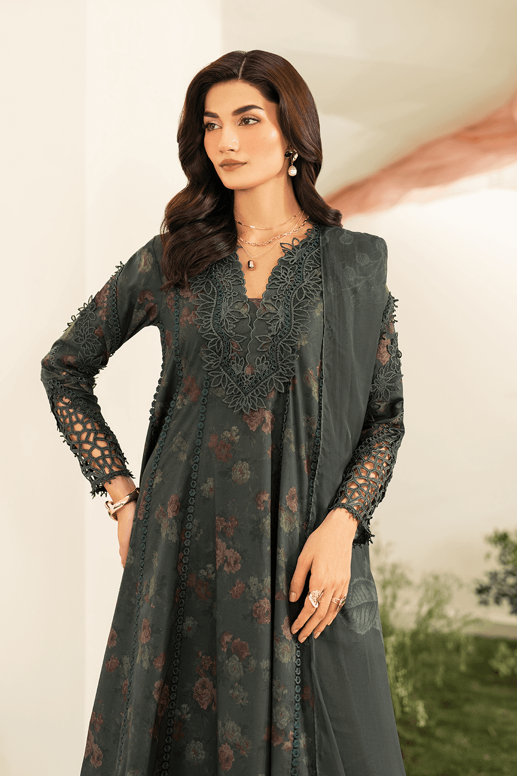 Iznik | Festive Edition | IFE-08 by Maria Faisal - Registered Vendor of : Iznik - type : Ladies Clothes - 100% original wedding dresses