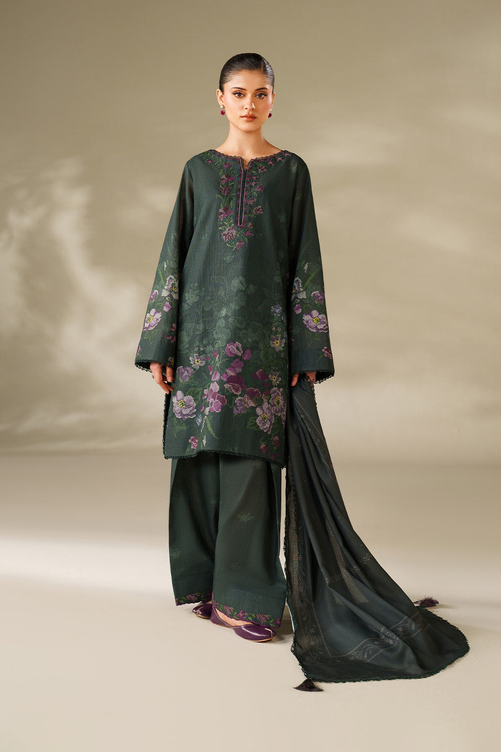 Iznik | Winter Chapter 25 | UE-567 Printed Khaddar - Casual Dress - available at Maria Faisal in UK and USA.