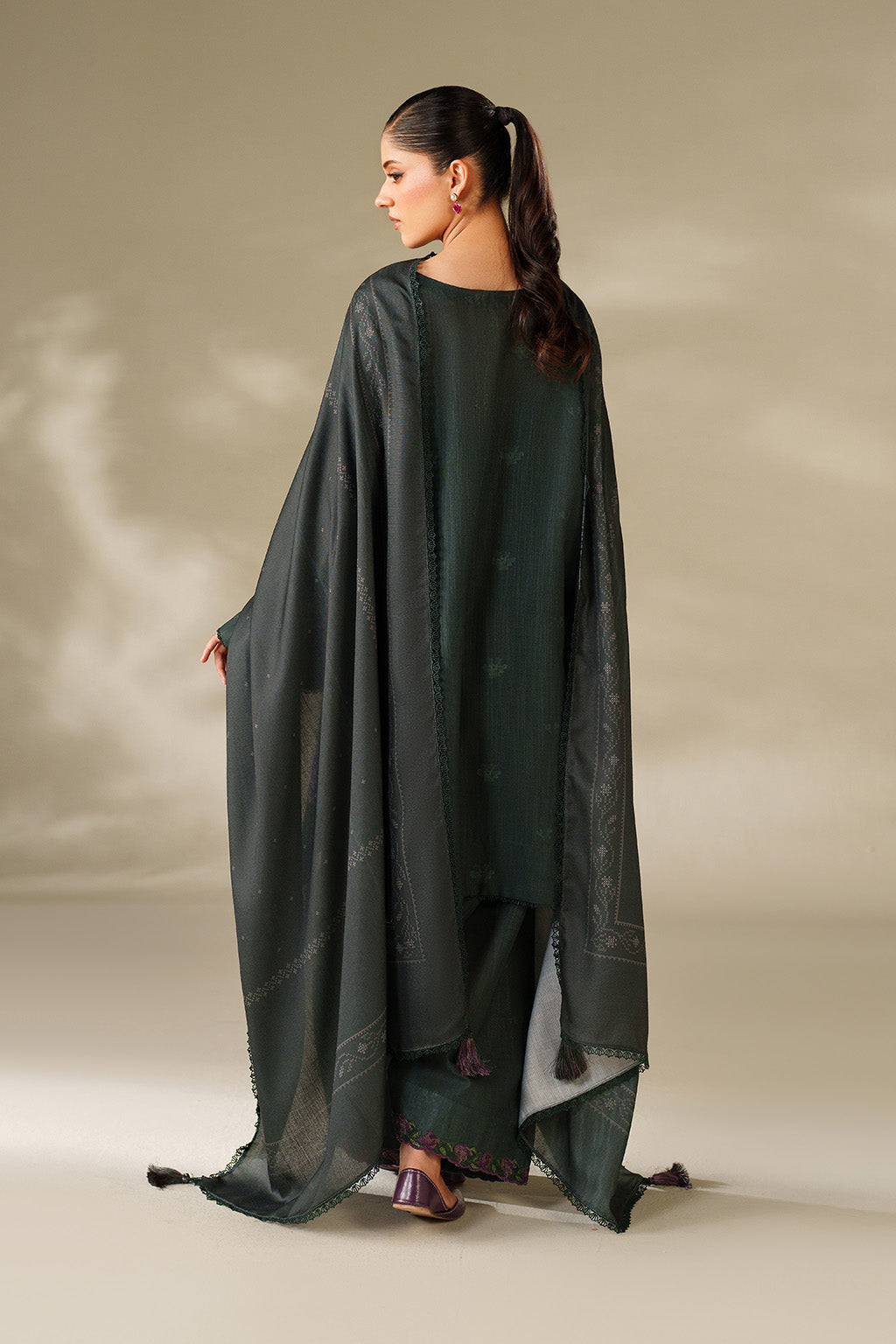 Iznik | Winter Chapter 25 | UE-567 Printed Khaddar - Casual Dress - available at Maria Faisal in UK and USA.