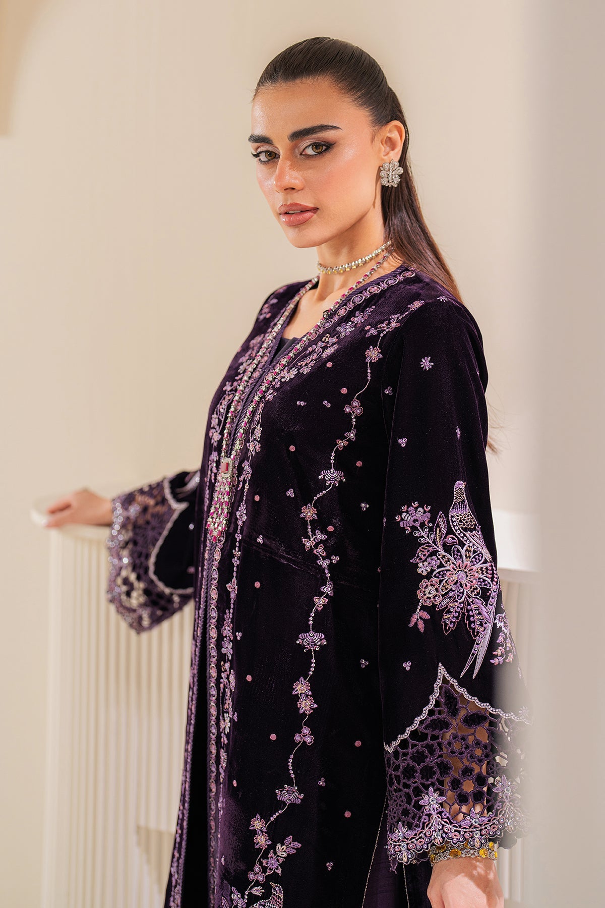 Baroque | Jahanara Luxury Velvet 24 | UF-757 - Designer Dress with Intricate embroidery and embellishments. Shop elegent wedding dress at Maria Faisal.