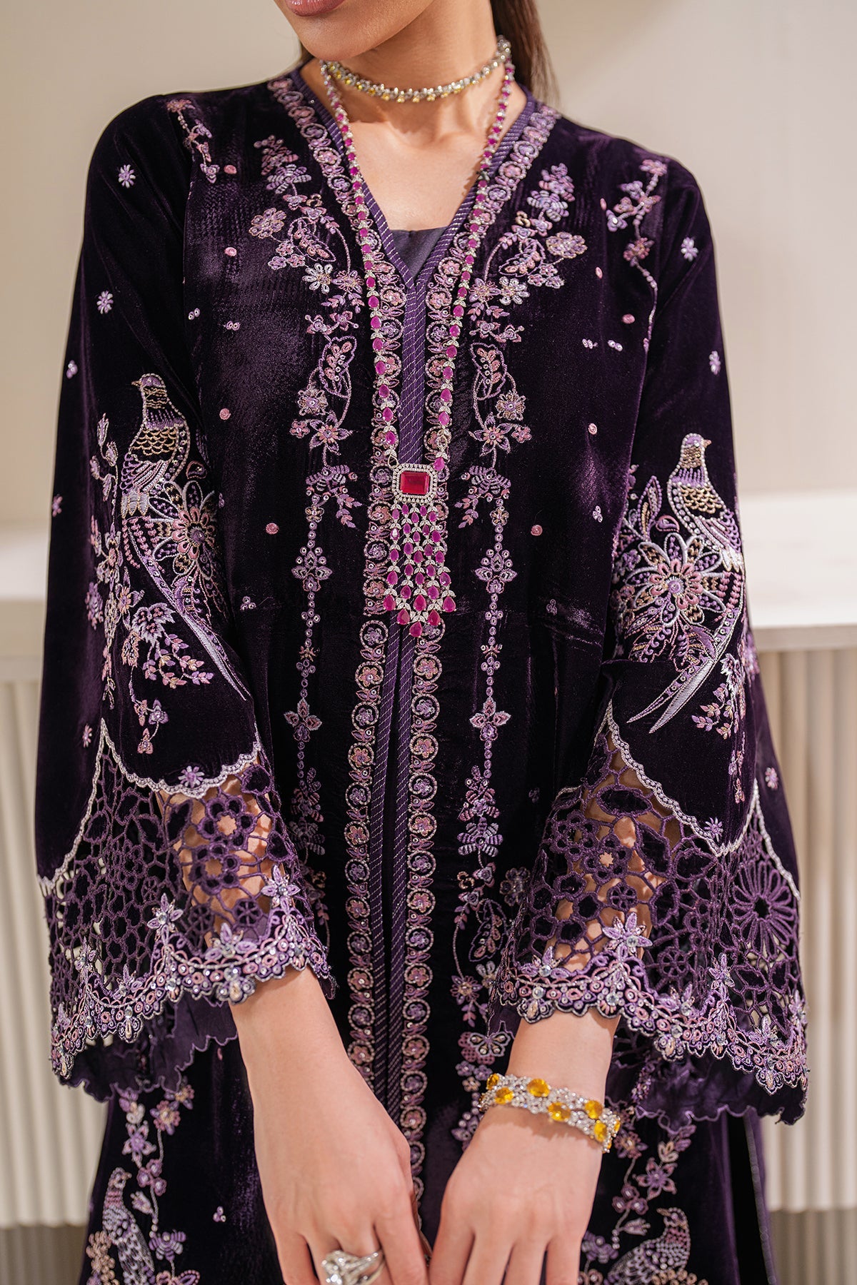 Baroque | Jahanara Luxury Velvet 24 | UF-757 - Designer Dress with Intricate embroidery and embellishments. Shop elegent wedding dress at Maria Faisal.