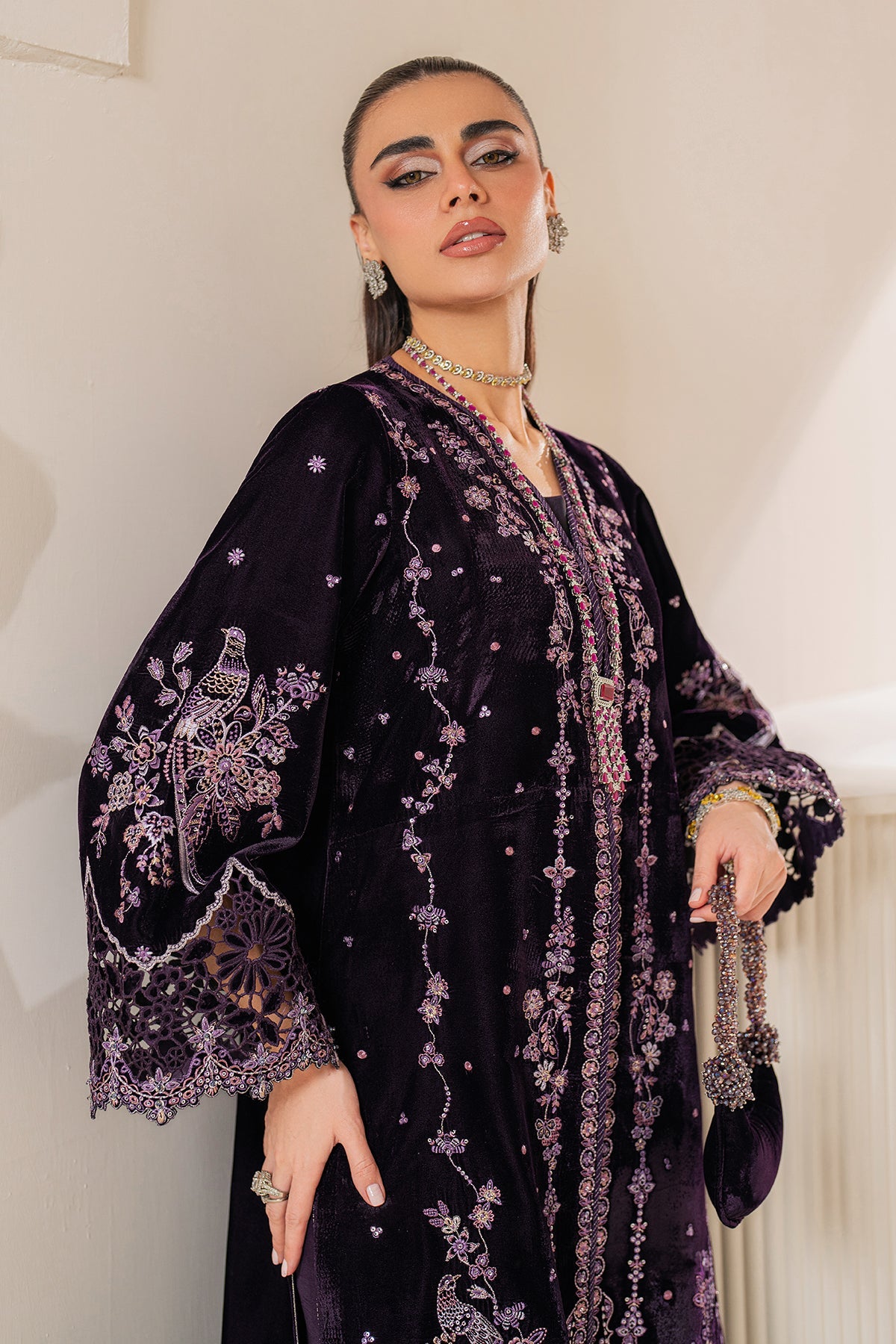 Baroque | Jahanara Luxury Velvet 24 | UF-757 - Designer Dress with Intricate embroidery and embellishments. Shop elegent wedding dress at Maria Faisal.