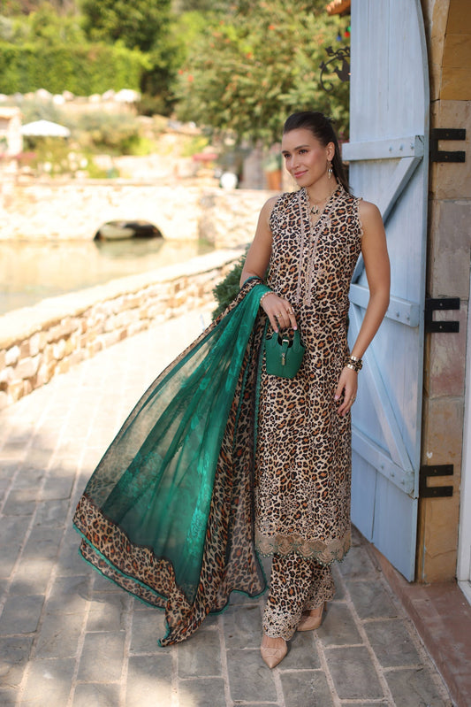 Noor by Saadia Asad | Luxe Chikankari 25 | D2-A by Maria Faisal - Registered Vendor of : Noor by Saadia Asad - type : Ladies Clothes - 100% original wedding dresses