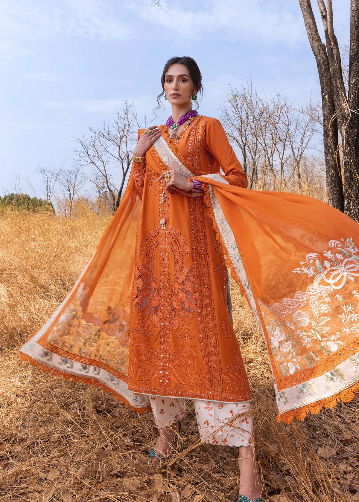 Saira Shakira | Luxury Lawn 25 | SHAMS-B by Maria Faisal - Registered Vendor of : Saira Shakira - type : Ladies Clothes - 100% original wedding dresses