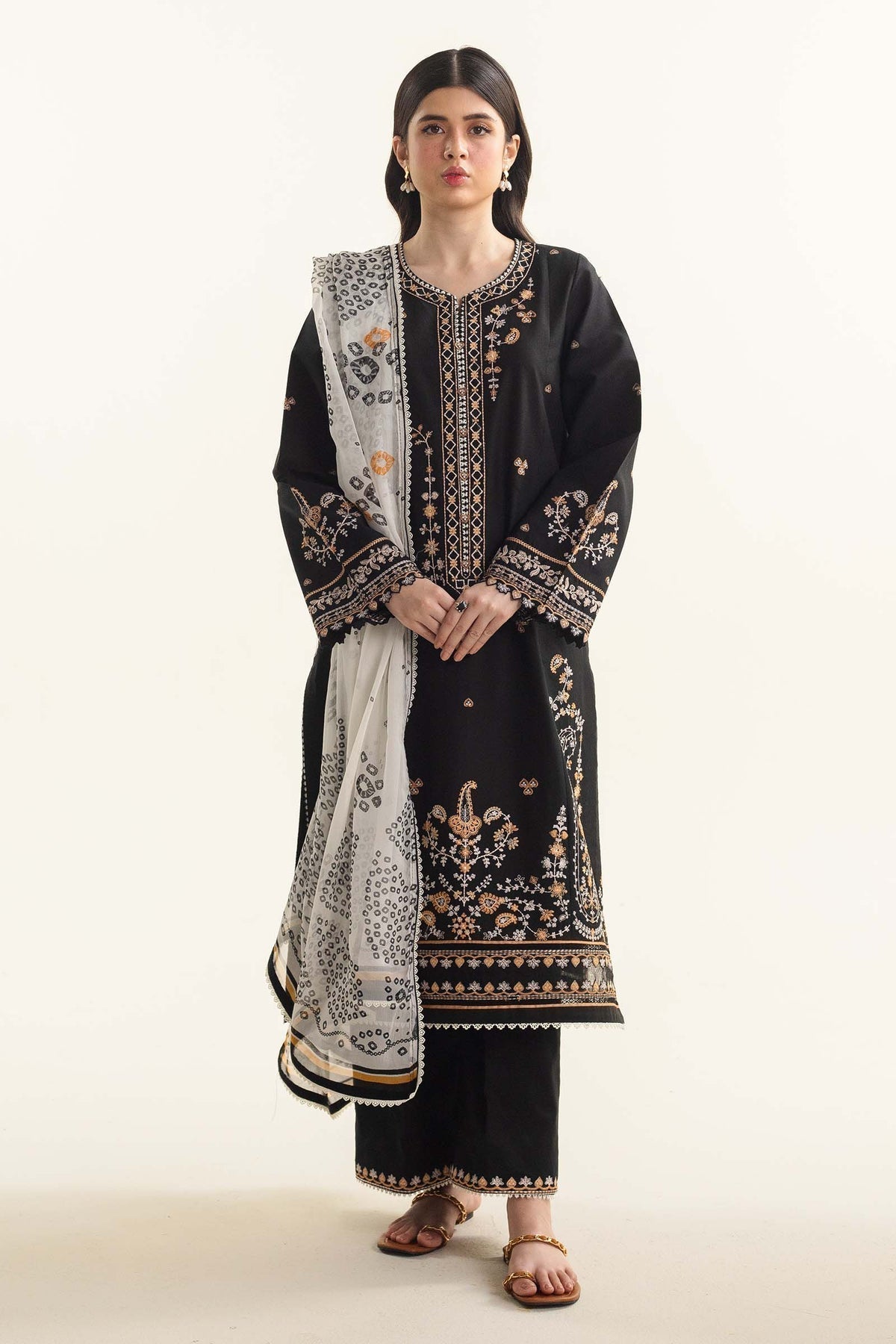Zara Shahjahan | Coco Lawn Vol 2 | ARELA-7B - Designer Dress with Intricate embroidery and embellishments. Shop elegent wedding dress at Maria Faisal.
