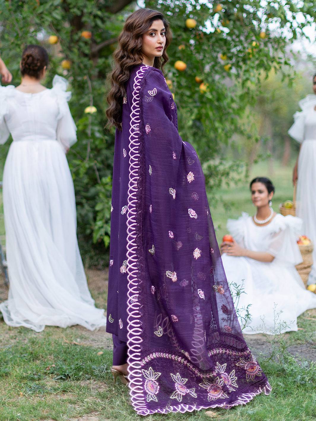 Mahnur | Sophie Luxury Lawn 25 | Ayra by Maria Faisal - Registered Vendor of : Mahnur - type : Ladies Clothes - 100% original wedding dresses