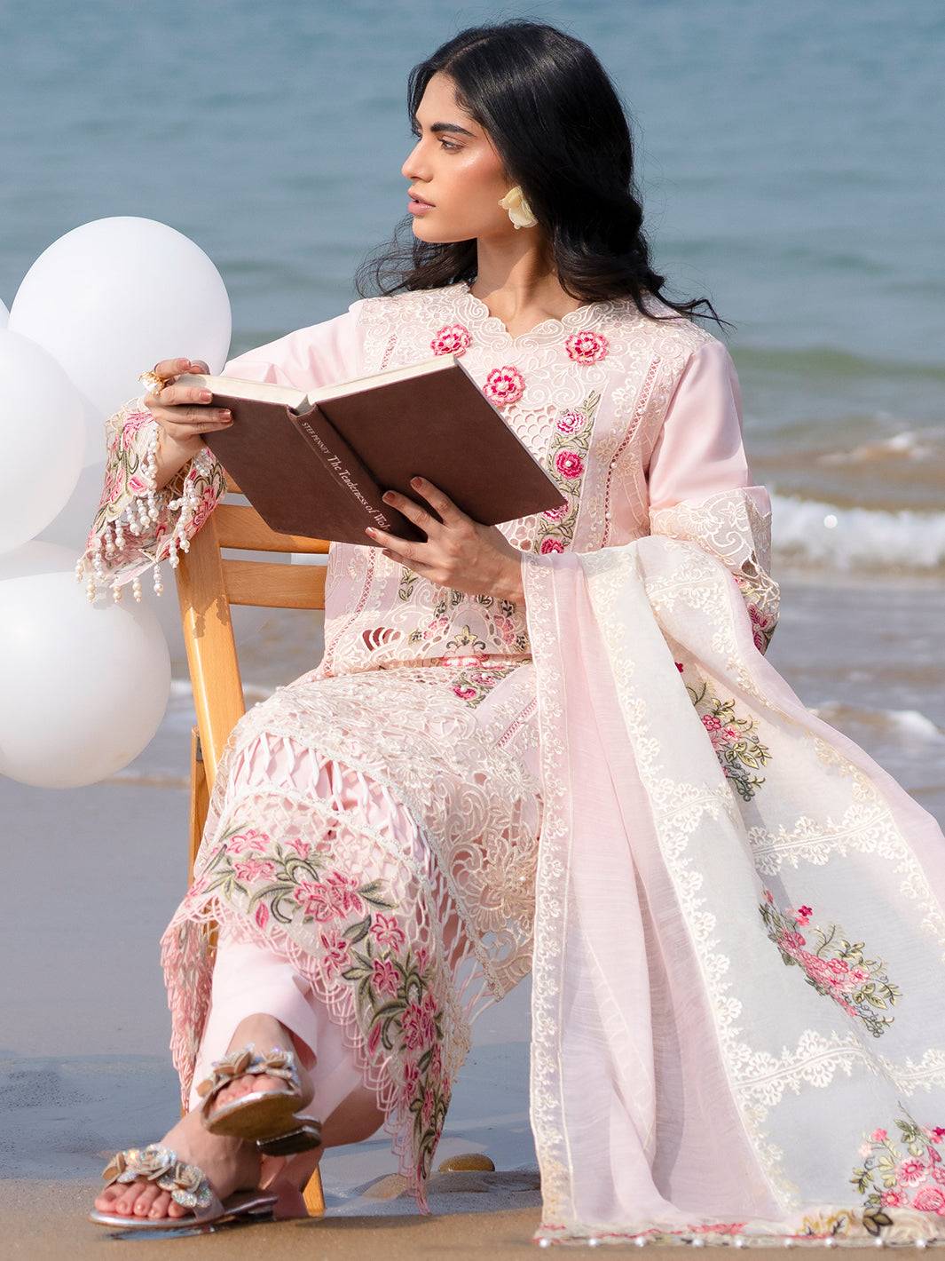 Mahnur | Sirena Luxury Lawn 25 | Azalea by Maria Faisal - Registered Vendor of : Mahnur - type : Ladies Clothes - 100% original wedding dresses