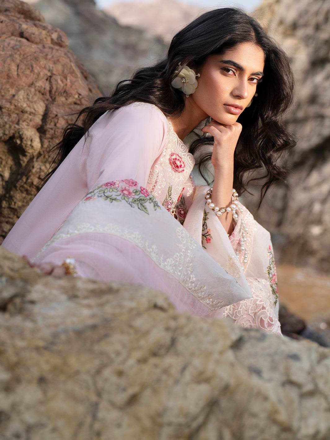 Mahnur | Sirena Luxury Lawn 25 | Azalea by Maria Faisal - Registered Vendor of : Mahnur - type : Ladies Clothes - 100% original wedding dresses