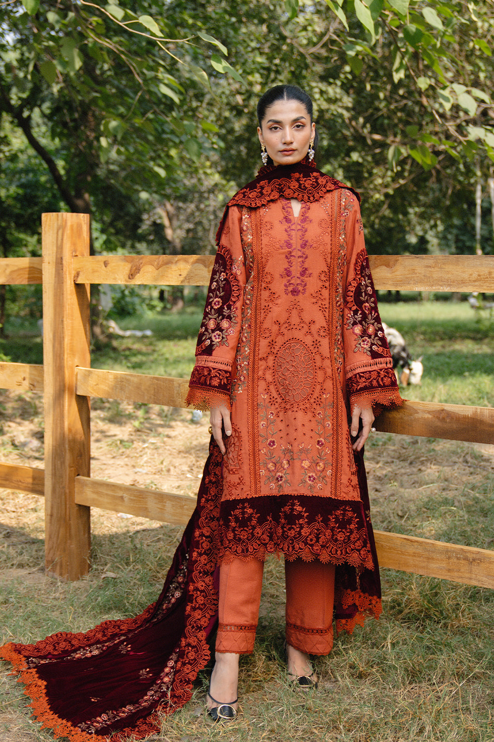 Saira Rizwan | Winter 2024 | CIRO-SRW24-10 - Ladies Clothes - Maria Faisal