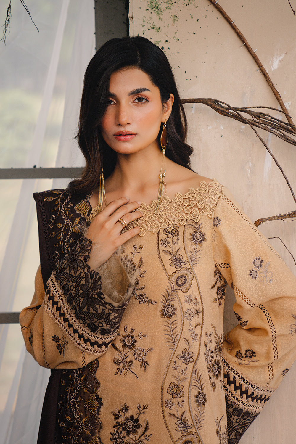 Saira Rizwan | Winter 2024 | NERIA-SRW24-07 - Ladies Clothes - Maria Faisal