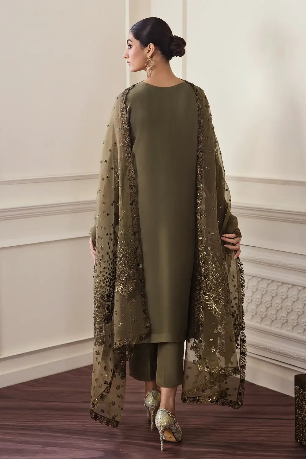 Baroque | Formals Collection | UF-295