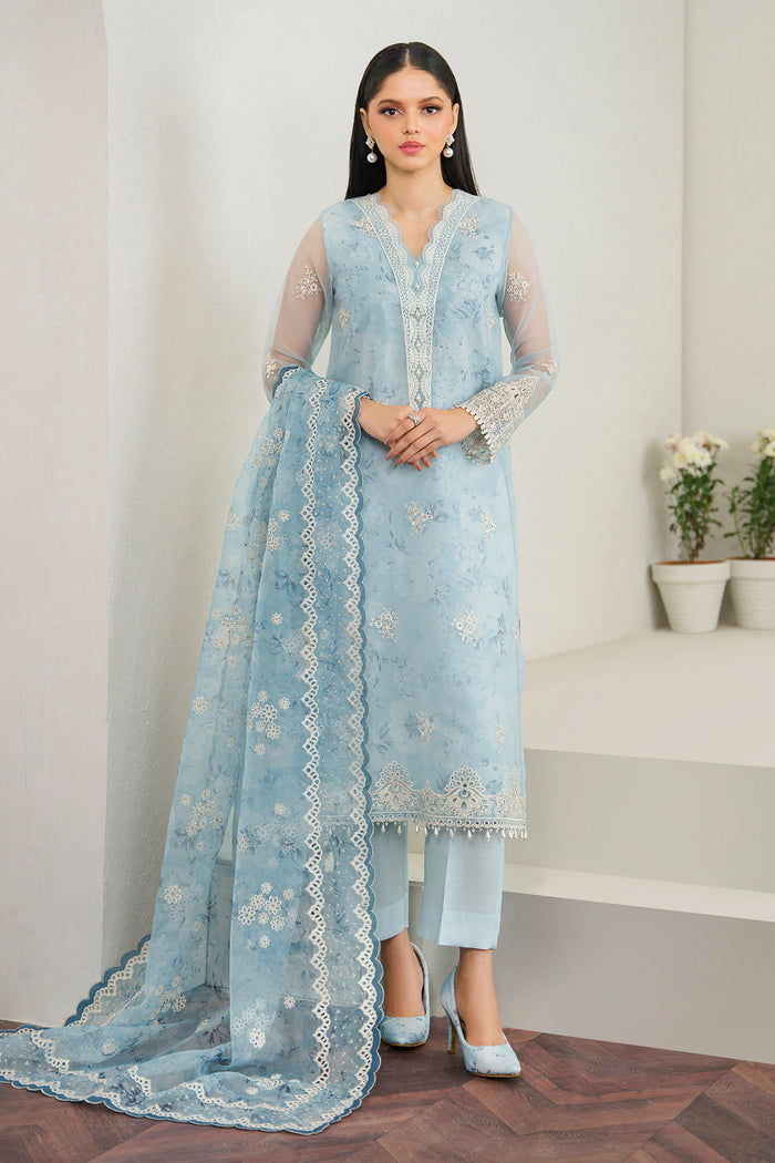 Baroque | Luxury Formals 24 | ORGANZA UF-522 - Designer Dress with Intricate embroidery and embellishments. Shop elegent wedding dress at Maria Faisal.