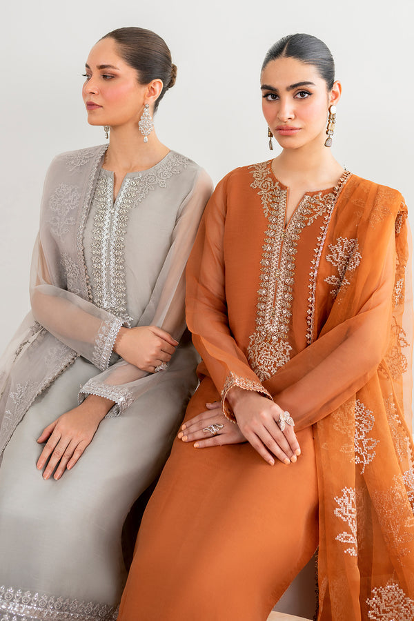 Baroque | Luxury Pret 24 | CHIFFON PR-988 - Designer Dress with Intricate embroidery and embellishments. Shop elegent wedding dress at Maria Faisal.