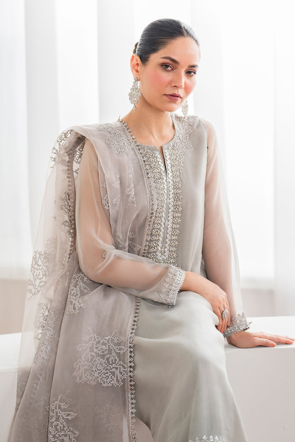 Baroque | Luxury Pret 24 | CHIFFON PR-988 - Designer Dress with Intricate embroidery and embellishments. Shop elegent wedding dress at Maria Faisal.
