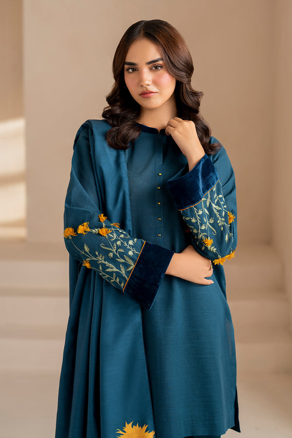 Baroque | Luxury Pret 24 | KHADDAR PR-999 - Designer Dress with Intricate embroidery and embellishments. Shop elegent wedding dress at Maria Faisal.