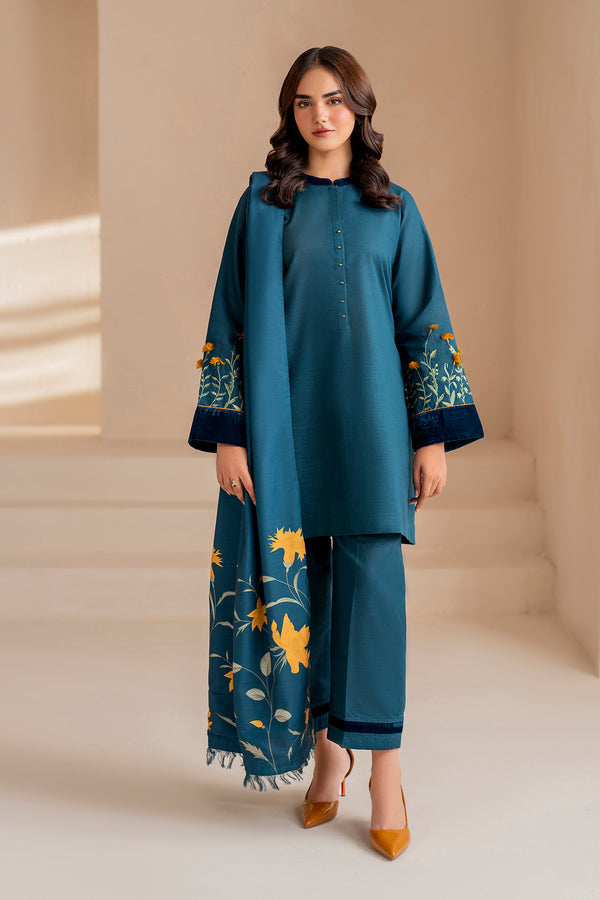 Baroque | Luxury Pret 24 | KHADDAR PR-999 - Designer Dress with Intricate embroidery and embellishments. Shop elegent wedding dress at Maria Faisal.
