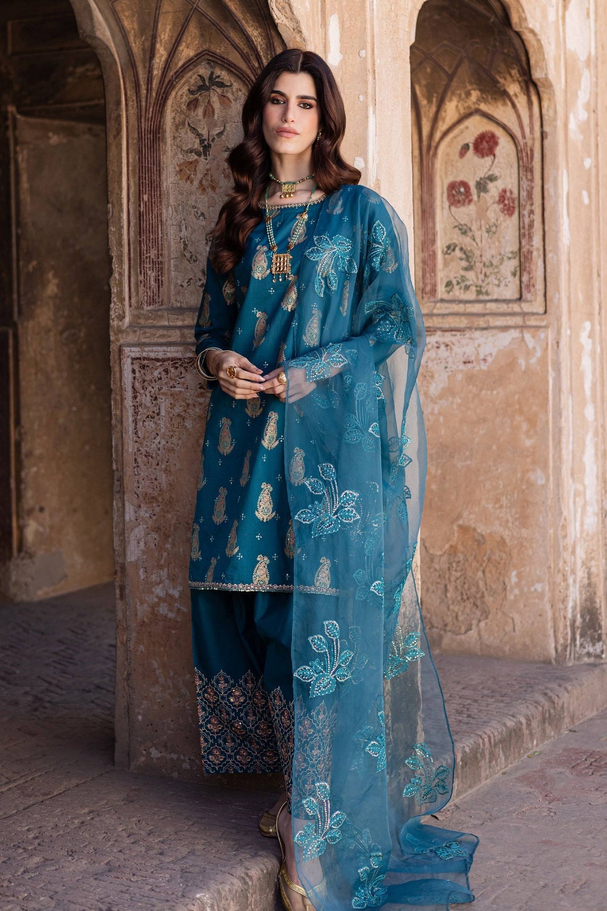 Batik | Chargbagh | Crisp by Maria Faisal - Registered Vendor of : Batik - type : Ladies Clothes - 100% original wedding dresses