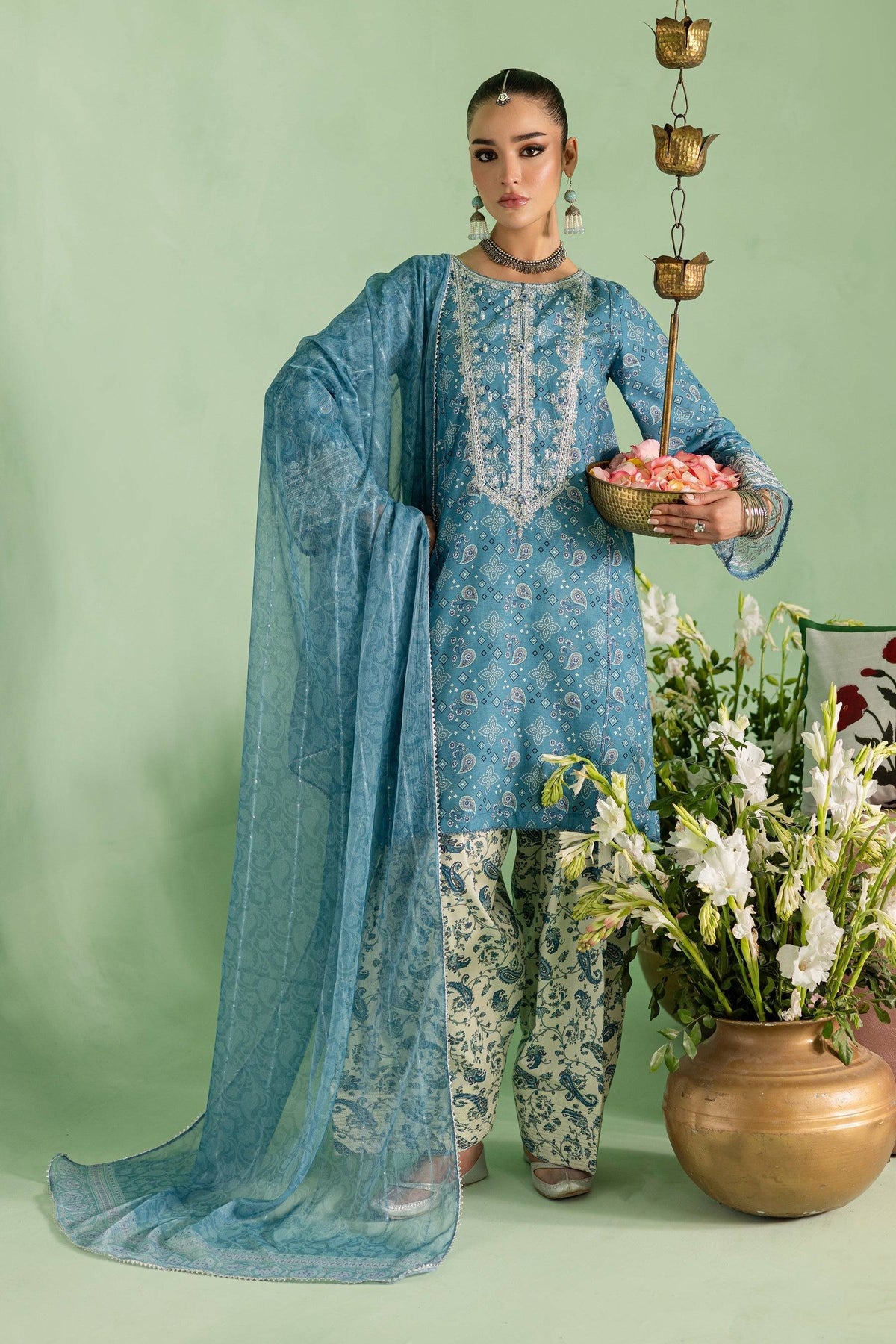 Batik | Chargbagh | Pluto by Maria Faisal - Registered Vendor of : Batik - type : Ladies Clothes - 100% original wedding dresses
