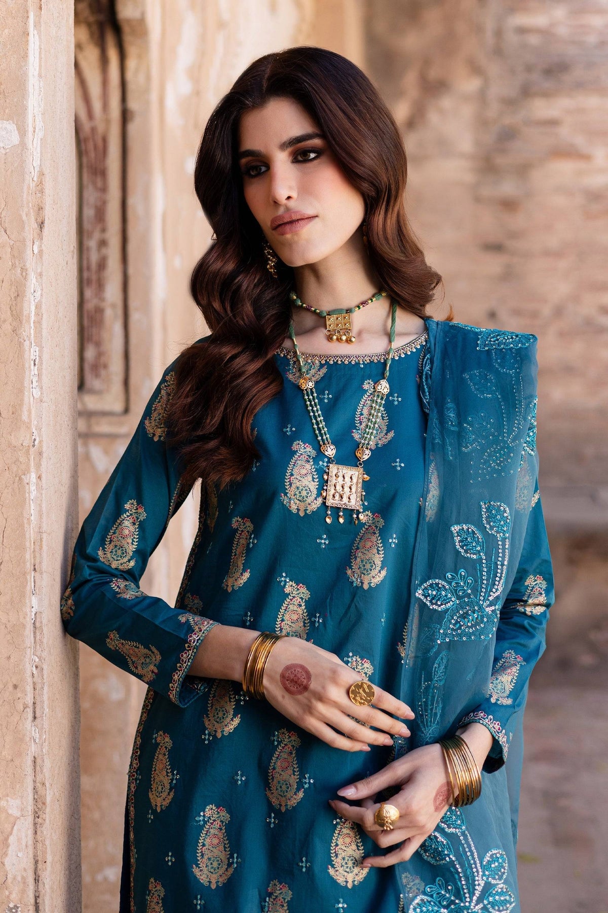 Batik | Chargbagh | Crisp by Maria Faisal - Registered Vendor of : Batik - type : Ladies Clothes - 100% original wedding dresses