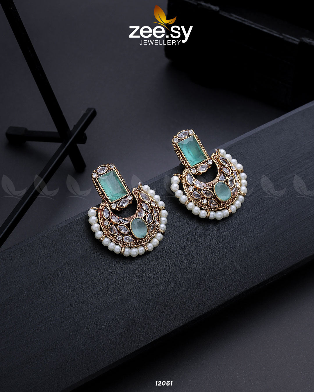 Cluster Pearl Earring - Earrings 