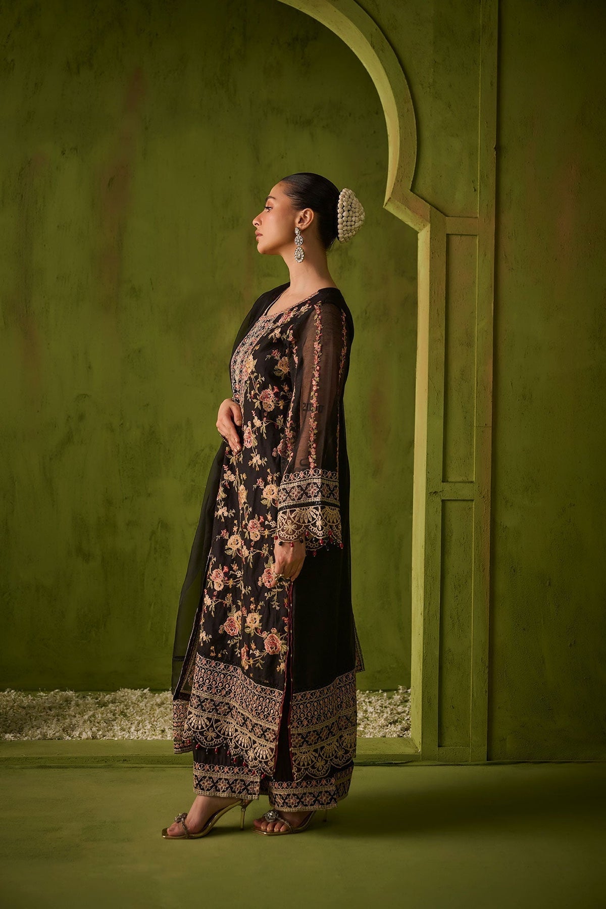 Dhanak | Festive Formals | SS24DU-3192 BLACK 3Pcs - Designer Dress with Intricate embroidery and embellishments. Shop elegent wedding dress at Maria Faisal.