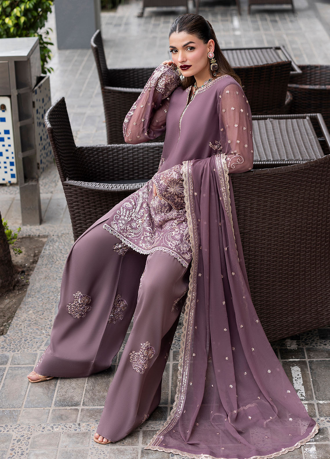 Sahane | At First Glance | CT 25005 Roseate
