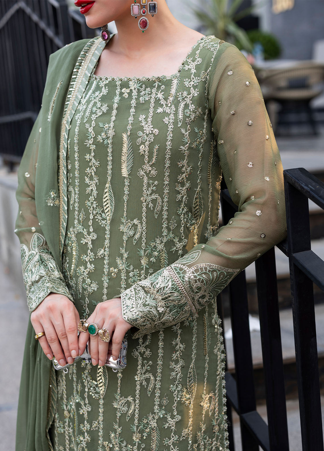 Sahane | At First Glance | CT 25006 Mist