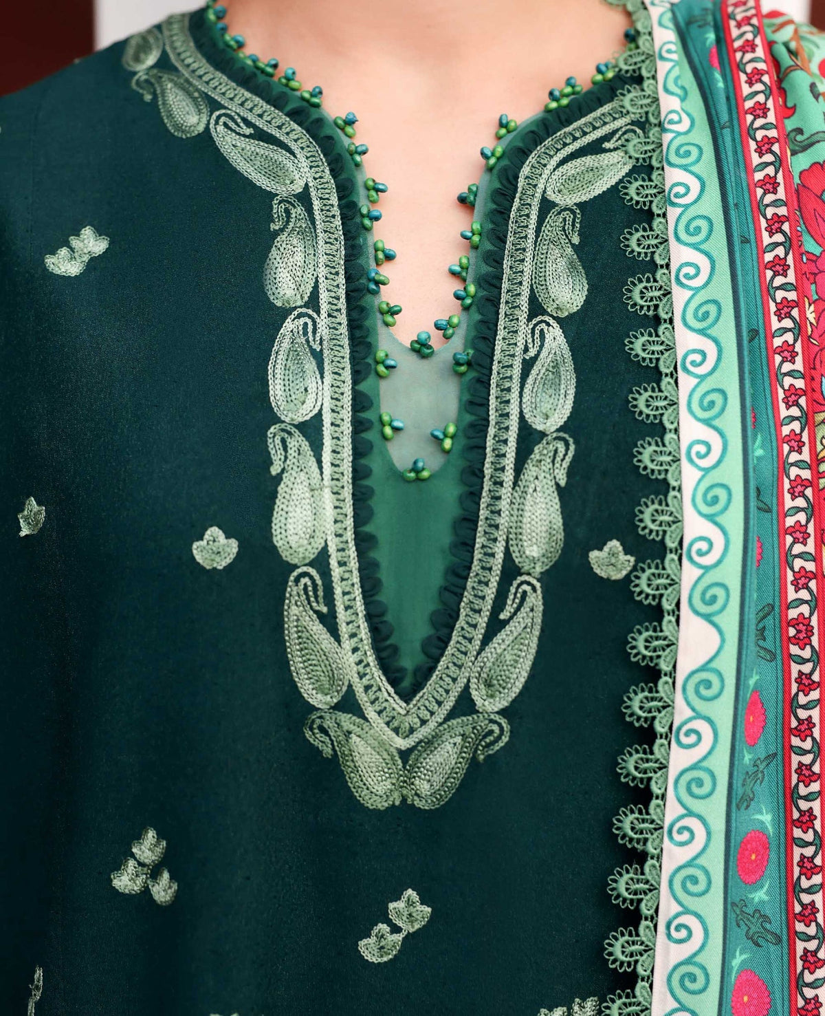 Celeste – authentic Pakistani dress from the Amaris Luxury Shawl 25 collection for women in the UK