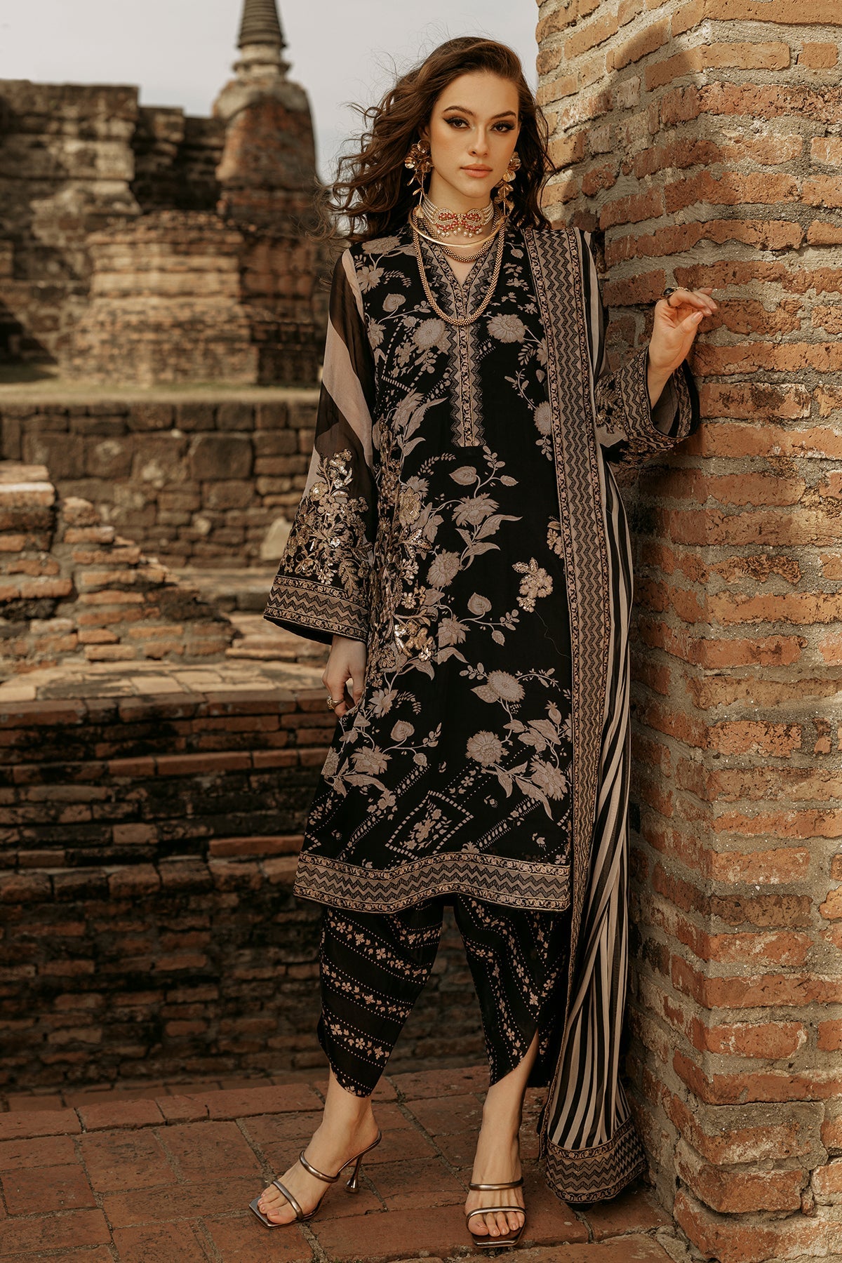 Charizma | Vasal Collection 25 | VSL25-02 by Maria Faisal - Registered Vendor of : Charizma - type : Ladies Clothes - 100% original wedding dresses