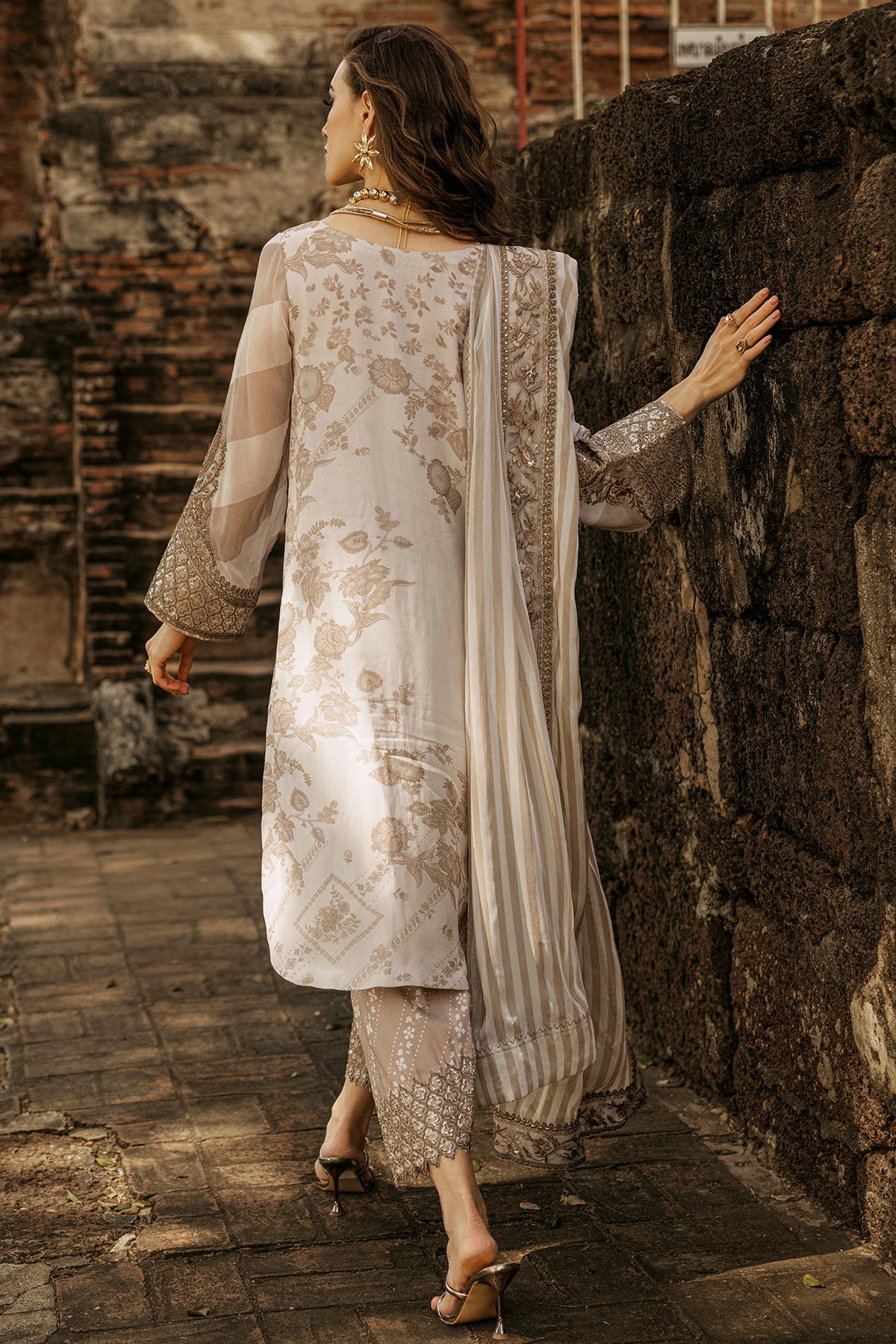 Charizma | Vasal Collection 25 | VSL25-06 by Maria Faisal - Registered Vendor of : Charizma - type : Ladies Clothes - 100% original wedding dresses