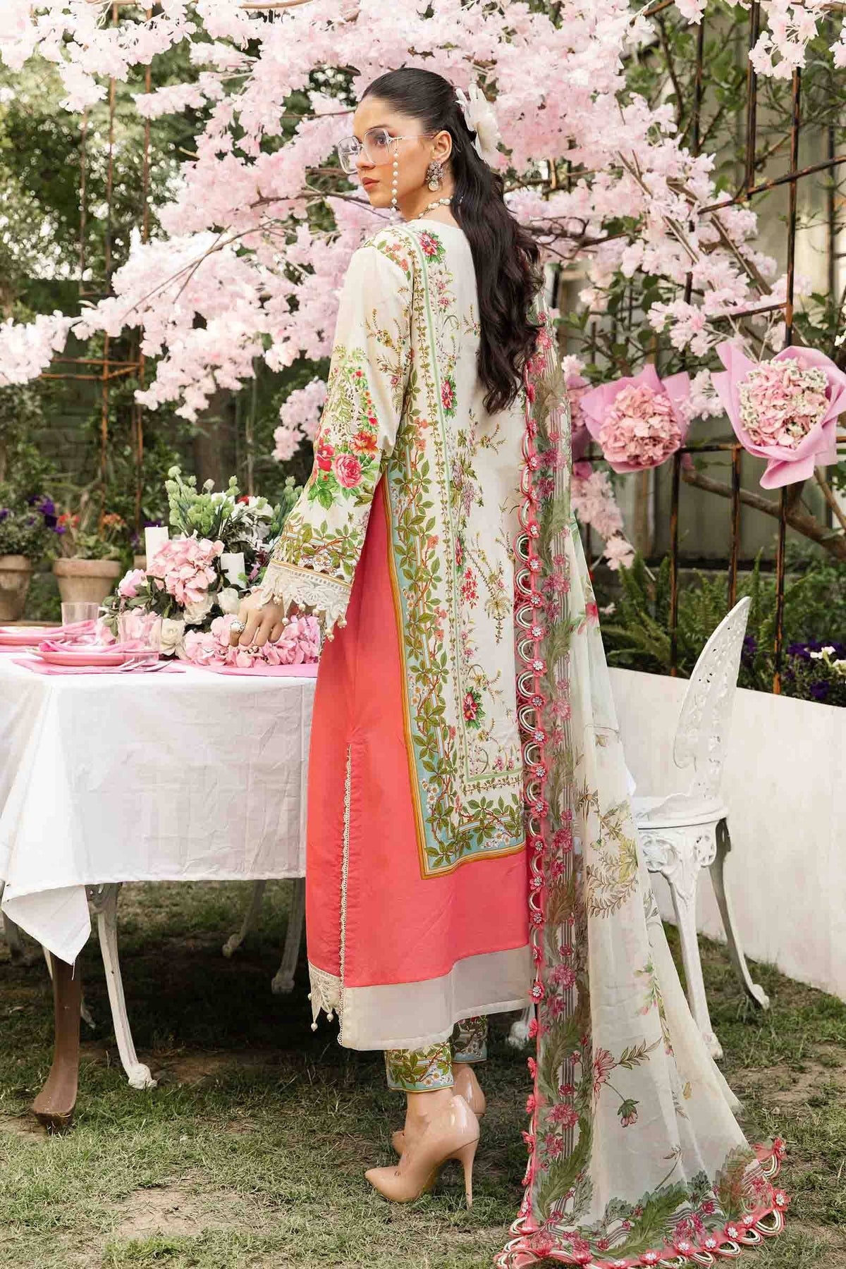 Maria B | M Prints Summer 25 | MPT-2605-A by Maria Faisal - Registered Vendor of : Maria B - type : Ladies Clothes - 100% original wedding dresses