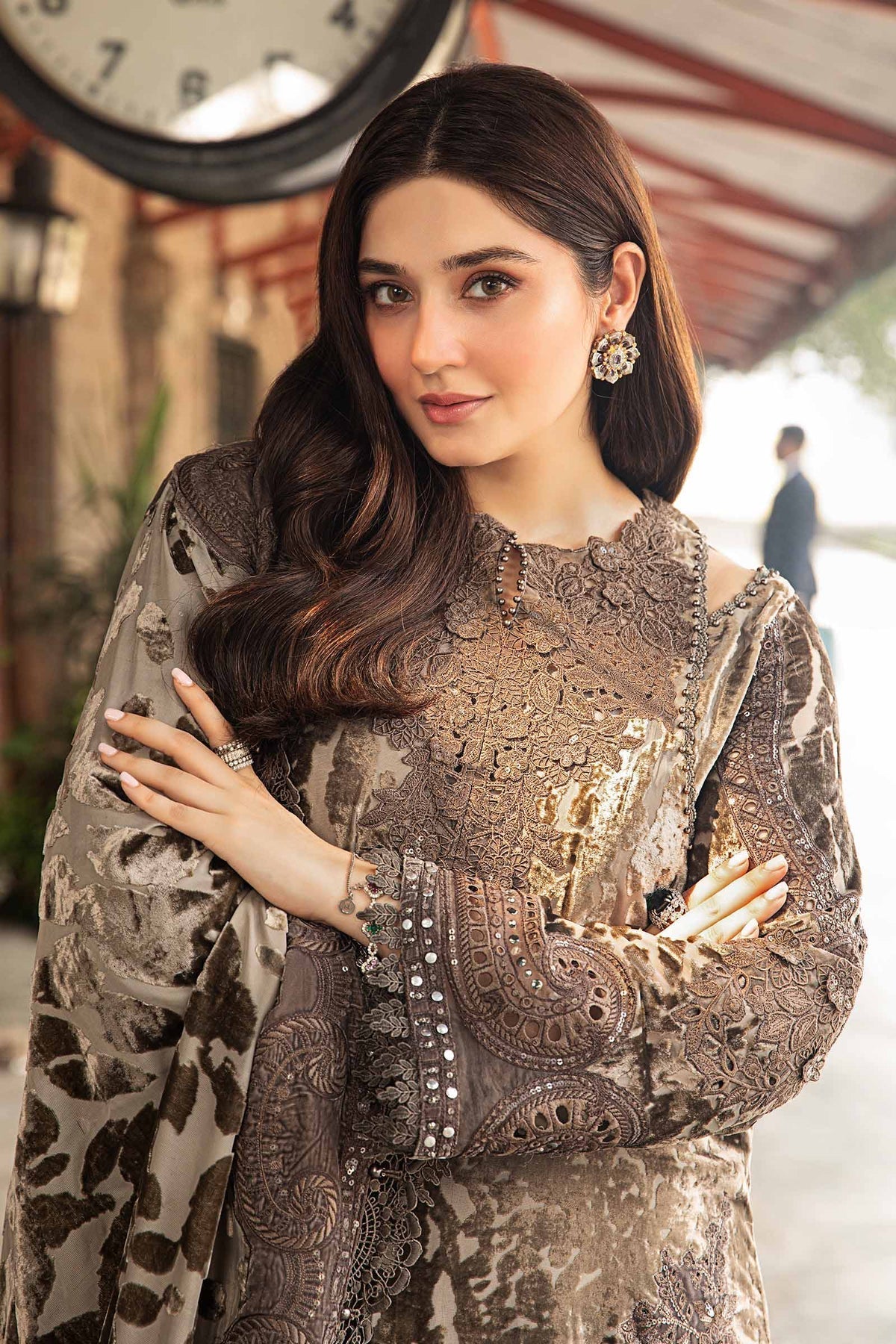 Maria B | Winter Luxe 24 | Velvet DL-1201 - Ladies Clothes - Maria Faisal